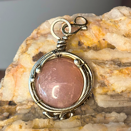 Monocle Pendant