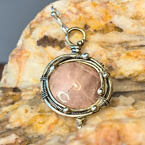 Monocle Pendant