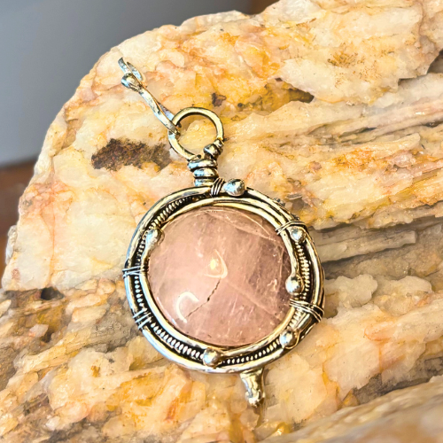 Monocle Pendant