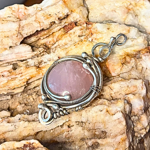Monocle Pendant