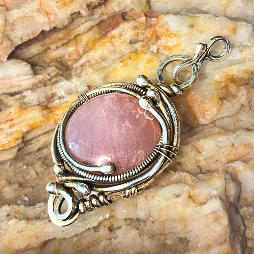 Monocle Pendant